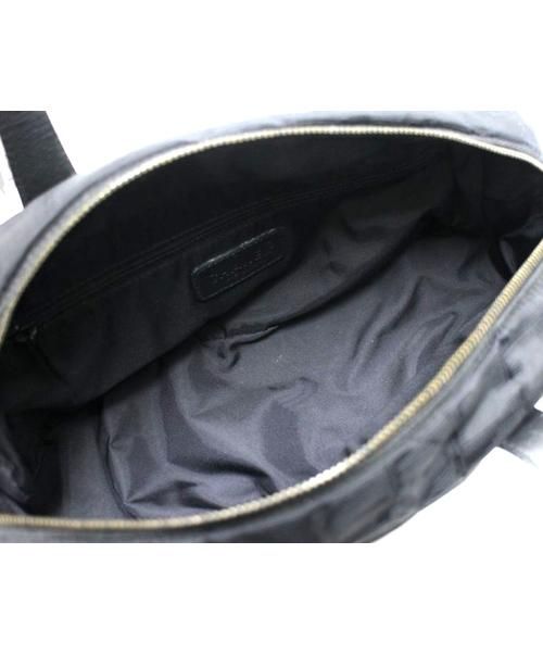 CHANEL（シャネル）CHANEL (シャネル) ミニボストンバッグ ブラックの古着・服飾アイテム