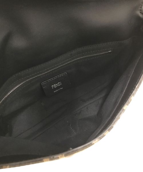 FENDI（フェンディ）FENDI (フェンディ) バゲット スリム 2WAYクラッチバッグ ブラウンの古着・服飾アイテム