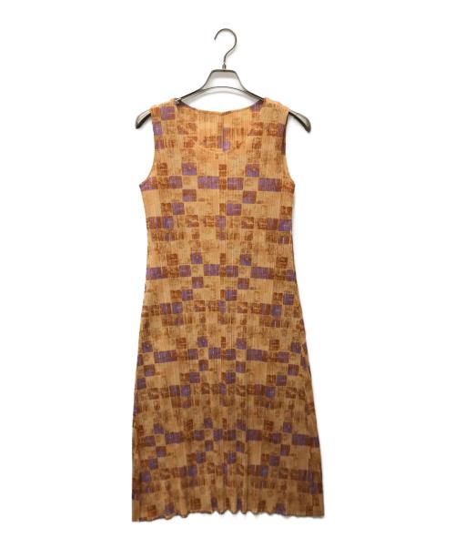 PLEATS PLEASE（プリーツプリーズ）PLEATS PLEASE (プリーツプリーズ) ノースリーブプリーツワンピース ベージュ サイズ:2の古着・服飾アイテム