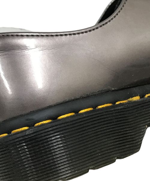 Dr.Martens（ドクターマーチン）Dr.Martens (ドクターマーチン) エナメル3ホールシューズ グレー サイズ:24cmの古着・服飾アイテム