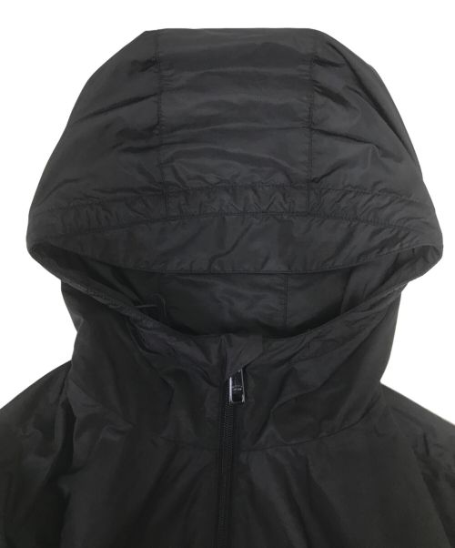 PRADA（プラダ）PRADA (プラダ) RE-NYLON フロントロゴ ジップアップ ナイロンジャケット ブラック サイズ:SIZE 50の古着・服飾アイテム