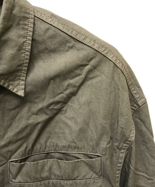 AP STUDIO（エーピーストゥディオ）AP STUDIO (エーピーストゥディオ) ミリタリークロップドシャツ グレー サイズ:SIZE Freeの古着・服飾アイテム