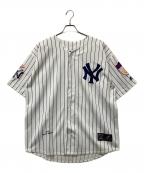 Majesticマジェスティック）の古着「ストライプベースボールシャツ/COOPERSTOWN COLLECTION ヤンキース ミッキー・マントル」｜ホワイト