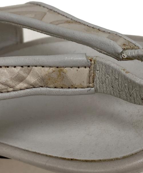 Salvatore Ferragamo（サルヴァトーレ フェラガモ）Salvatore Ferragamo (サルヴァトーレ フェラガモ) ガンチーニヒールミュール グレー サイズ:SIZE 5 1/2の古着・服飾アイテム