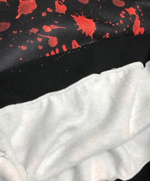 W.I.A（ダブルアイエー）W.I.A (ダブルアイエー) HORROR HOODIE レッド×ブラック サイズ:SIZE Freeの古着・服飾アイテム