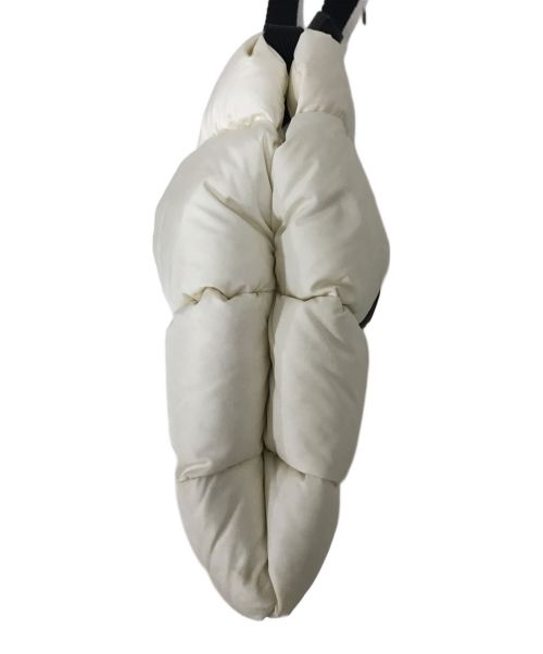 MONCLER（モンクレール）MONCLER (モンクレール) クロスボディーバッグ ベージュの古着・服飾アイテム