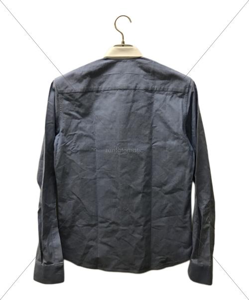 GIVENCHY（ジバンシィ）GIVENCHY (ジバンシィ) スター刺繍エポレットボタンダウンシャツ スカイブルー サイズ:37の古着・服飾アイテム