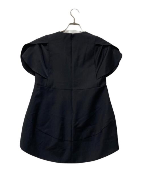 YOKO CHAN（ヨーコチャン）YOKO CHAN (ヨーコチャン) フレアスリーブパールスリットライン ブラウス ブラック サイズ:SIZE40の古着・服飾アイテム