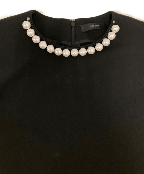 YOKO CHAN（ヨーコチャン）YOKO CHAN (ヨーコチャン) ラッフルパール バックジップ ブラウス ブラック サイズ:SIZE40の古着・服飾アイテム