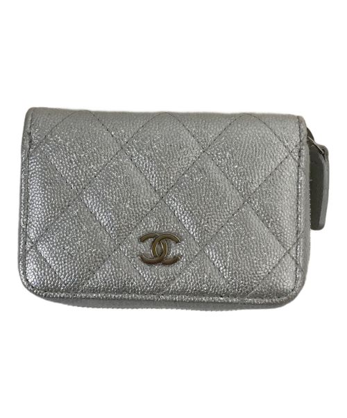 CHANEL（シャネル）CHANEL (シャネル) マトラッセ ココマーク ジップ メタリックコインパース グレーの古着・服飾アイテム