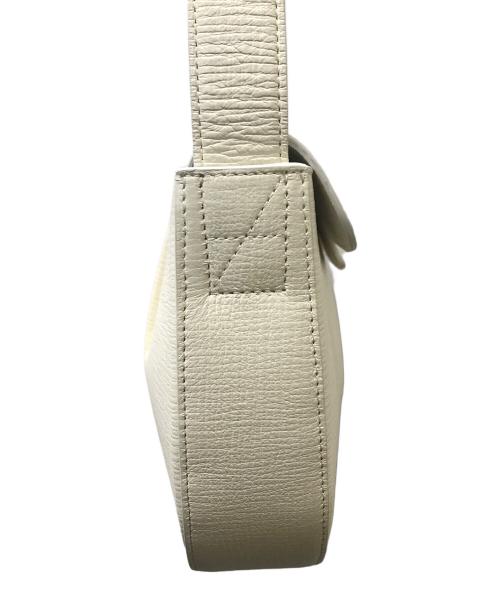 STUDIO NICHOLSON（スタジオ ニコルソン）STUDIO NICHOLSON (スタジオ ニコルソン) フォーチュナ ショルダーバッグ ホワイトの古着・服飾アイテム