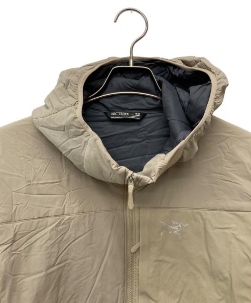 ARC'TERYX（アークテリクス）ARC'TERYX (アークテリクス) プロトンフーディー/X000007520 ベージュ サイズ:M/Mの古着・服飾アイテム