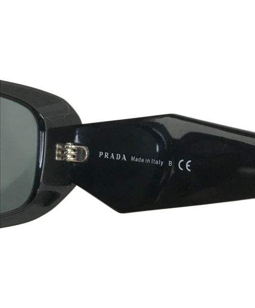 PRADA（プラダ）PRADA (プラダ) シンボル サングラス ブラック サイズ:51□20の古着・服飾アイテム