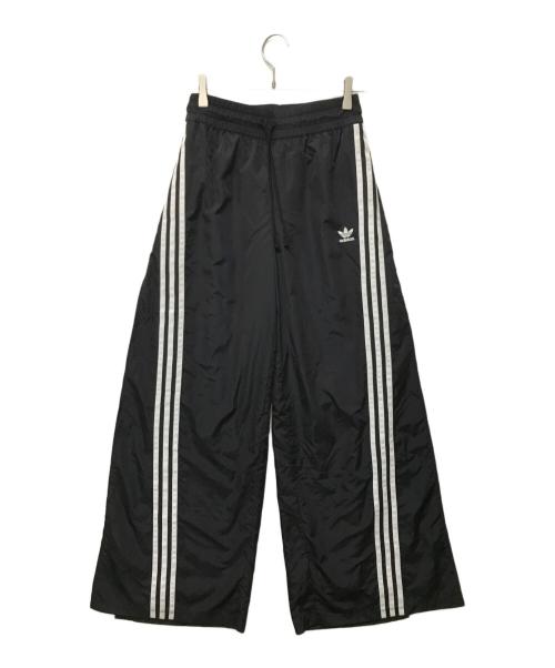 adidas（アディダス）adidas (アディダス) Adilenium メガフレア トラックパンツ ブラック サイズ:SIZE Sの古着・服飾アイテム