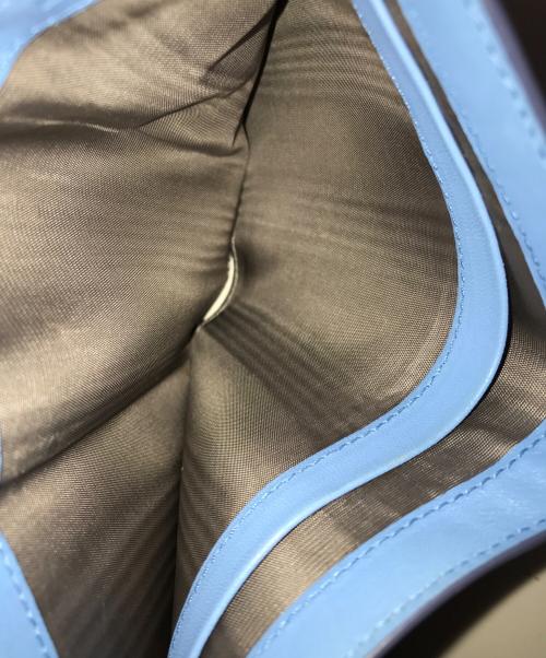 J&M DAVIDSON（ジェイ＆エム デヴィッドソン）J&M DAVIDSON (ジェイ＆エム デヴィッドソン) スタッズ2つ折り財布 ブルーの古着・服飾アイテム