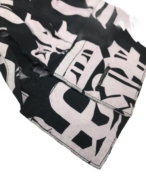 SASQUATCHfabrix.（サスクワッチファブリックス）SASQUATCHfabrix. (サスクワッチファブリックス) 丸岡和吾 (マルオカカズミチ) OPEN COLLAR H/S SHIRT ブラック×グレー サイズ:Sの古着・服飾アイテム