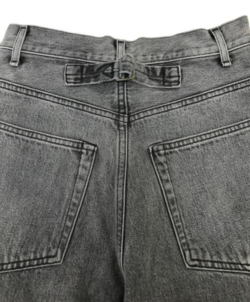YLEVE（イレーヴ）YLEVE (イレーヴ) ハイウエストワイドデニムパンツ グレーの古着・服飾アイテム