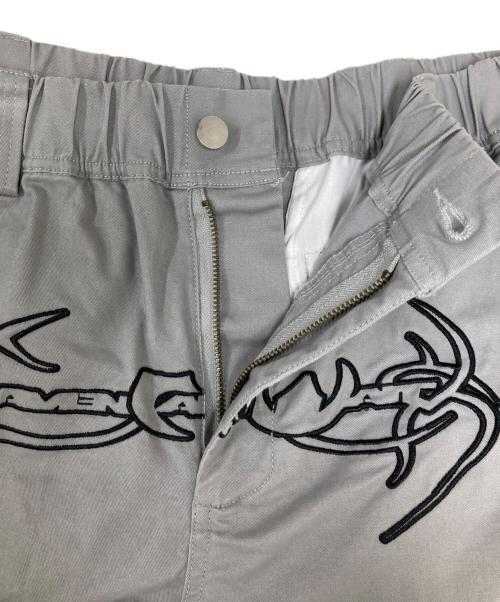 HEAVEN CAN WAIT（ヘブンキャンウェイト）HEAVEN CAN WAIT (ヘブンキャンウェイト) CARGO SHORTS グレー サイズ:XLの古着・服飾アイテム