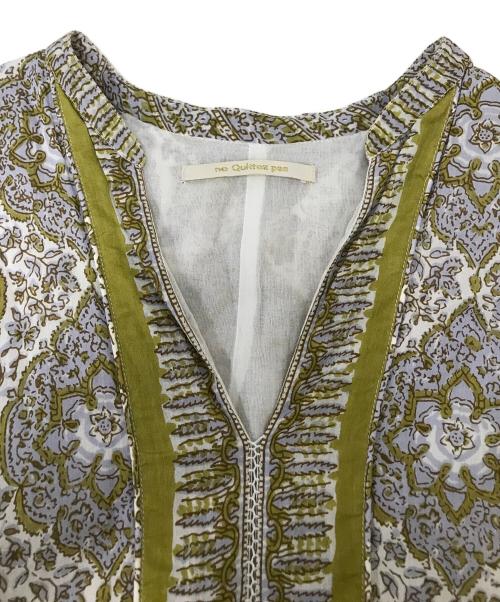 ne quittez pas（ヌキテパ）ne quittez pas (ヌキテパ) コットンボイル アラベスクプリント ワンピース グレー×グリーン サイズ:Ｍの古着・服飾アイテム