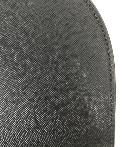 A.P.C.（アーペーセー）A.P.C. (アーペーセー) ハーフムーンショルダーバッグ ブラックの古着・服飾アイテム