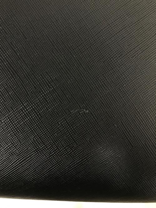 A.P.C.（アーペーセー）A.P.C. (アーペーセー) ハーフムーンショルダーバッグ ブラックの古着・服飾アイテム