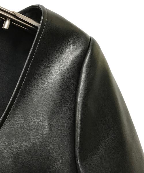 ADEAM（アディアム）ADEAM (アディアム) スクエアネックエコレザーワンピース ブラック サイズ:SIZE 2の古着・服飾アイテム