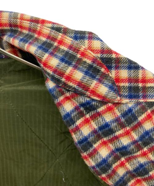 GUCCI（グッチ）GUCCI (グッチ) Freya Hartas (フレイヤ ハルタス) チェック キルティングジャケット/660434 ZAHBZ レッド×カーキ サイズ:44の古着・服飾アイテム