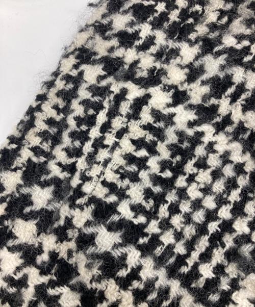 CLANE（クラネ）CLANE (クラネ) SHORT SHAGGY COCOON OVER COAT ホワイト×ブラック サイズ:１の古着・服飾アイテム