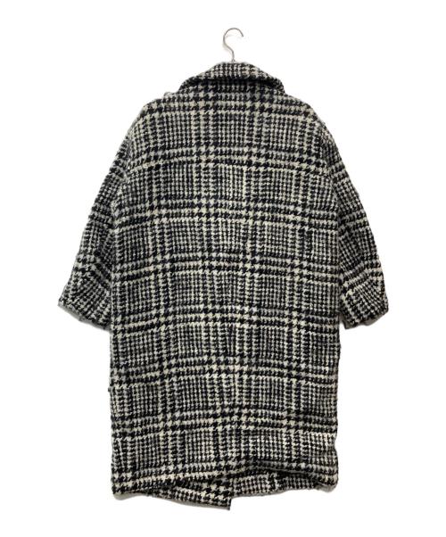 CLANE（クラネ）CLANE (クラネ) SHORT SHAGGY COCOON OVER COAT ホワイト×ブラック サイズ:１の古着・服飾アイテム
