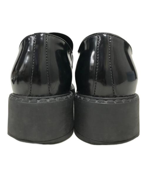 PRADA（プラダ）PRADA (プラダ) チョコレート パテントレザー ローファー ブラック サイズ:371/2の古着・服飾アイテム