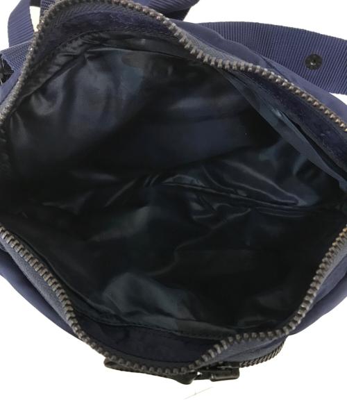 JUNYA WATANABE MAN（ジュンヤワタナベマン）JUNYA WATANABE MAN (ジュンヤワタナベマン) ナイロンボディーバッグ ネイビーの古着・服飾アイテム