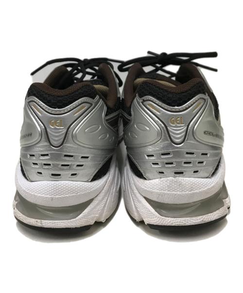 asics（アシックス）asics (アシックス) GEL-KAYANO 14 シルバー×ブラウン サイズ:29.5の古着・服飾アイテム