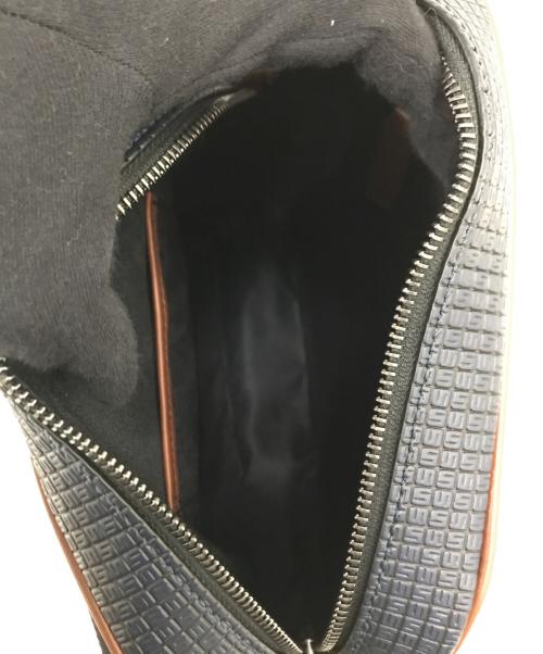 serapian（セラピアン）SERAPIAN (セラピアン) NORTH SOUTHメッセンジャーバッグ ネイビー 未使用品の古着・服飾アイテム