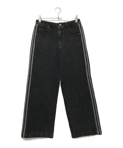 adidas（アディダス）adidas (アディダス) アディカラー デニム スリーストライプス トラックパンツ ブラック サイズ:SIZE68.5㎝　（W27）の古着・服飾アイテム