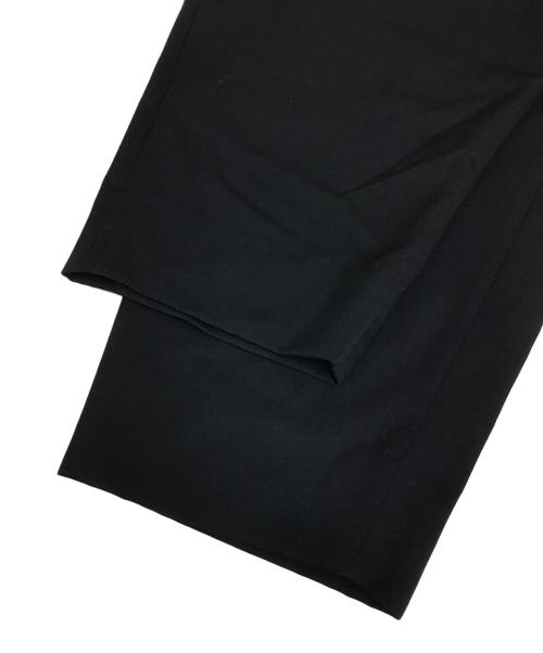 COMME des GARCONS HOMME PLUS（コムデギャルソンオムプリュス）COMME des GARCONS HOMME PLUS (コムデギャルソンオムプリュス) 2タックワイドパンツ ブラック サイズ:ＸＳの古着・服飾アイテム
