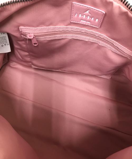 JORDAN（ジョーダン）JORDAN (ジョーダン) MONOGRAM DUFFLE BAG ピンクの古着・服飾アイテム