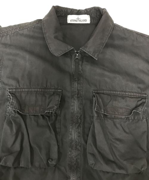 STONE ISLAND（ストーンアイランド）STONE ISLAND (ストーンアイランド) オールドトリートメントコットンジップシャツブルゾン ブラック サイズ:SIZE Mの古着・服飾アイテム