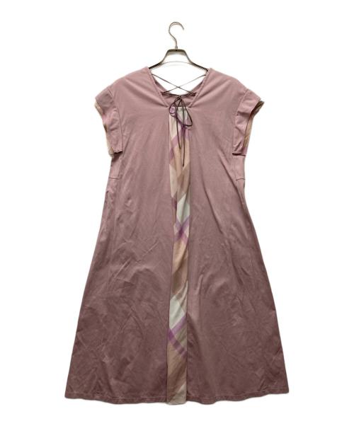 BLUE LABEL CRESTBRIDGE（ブルーレーベルクレストブリッジ）BLUE LABEL CRESTBRIDGE (ブルーレーベルクレストブリッジ) コンパクトクリアーポンチAラインワンピース ピンク サイズ:SIZE 38の古着・服飾アイテム