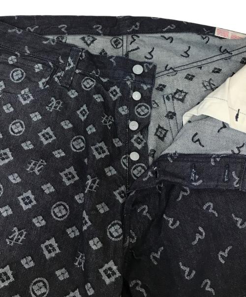 EVISU（エヴィス）EVISU (エビス) LOT5020モノグラムカモメペイントデニムパンツ インディゴ サイズ:SIZE 101cm（W40)の古着・服飾アイテム
