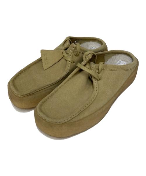 CLARKS（クラークス）CLARKS (クラークス) ワラビー JS EXCLUSIVE ベージュ サイズ:26.5の古着・服飾アイテム