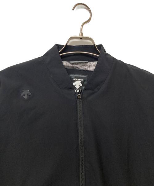 DESCENTE GOLF（デサントゴルフ）DESCENTE GOLF (デサントゴルフ) レクタス4WAYストレッチボンバージャケット ブラック サイズ:JPLの古着・服飾アイテム