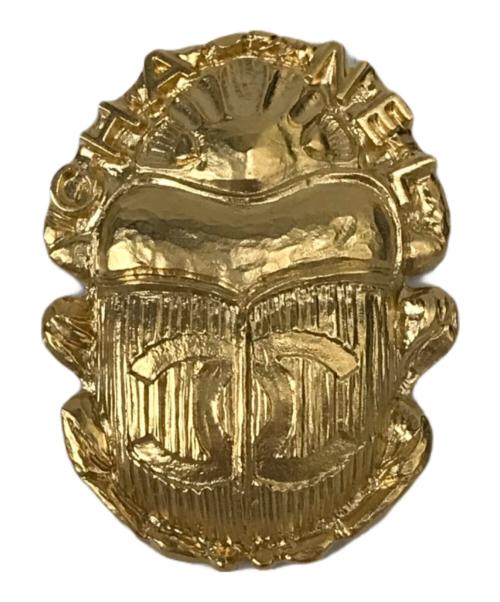 CHANEL（シャネル）CHANEL (シャネル) スカラベモチーフブローチ ゴールドの古着・服飾アイテム