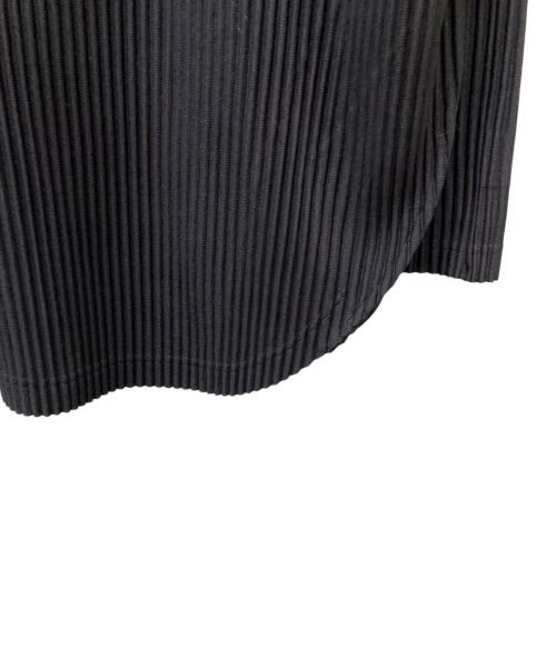 HOMME PLISSE ISSEY MIYAKE（オム プリッセ イッセイ ミヤケ）HOMME PLISSE ISSEY MIYAKE (オムプリッセ イッセイ ミヤケ) プリーツカットソー ブラック サイズ:2の古着・服飾アイテム