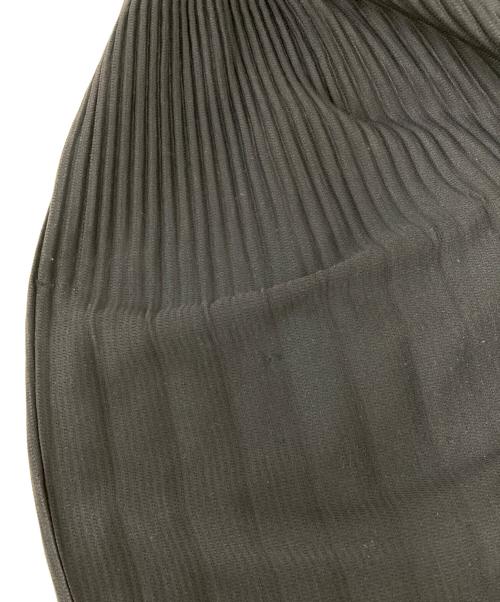 HOMME PLISSE ISSEY MIYAKE（オム プリッセ イッセイ ミヤケ）HOMME PLISSE ISSEY MIYAKE (オムプリッセ イッセイ ミヤケ) プリーツパンツ ネイビー サイズ:2の古着・服飾アイテム