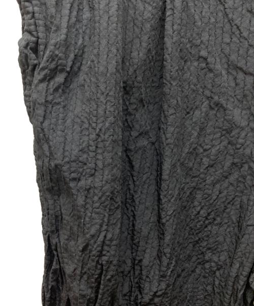 ISSEY MIYAKE MEN（イッセイミヤケメン）ISSEY MIYAKE MEN (イッセイミヤケメン) プリーツパンツ ブラック サイズ:2の古着・服飾アイテム