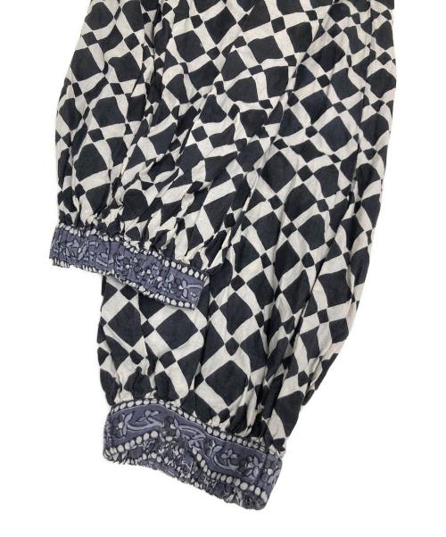 freada（フリーダ）Freada (フリーダ) インド胸キルトプリントワンピース グレー サイズ:SIZE ONEの古着・服飾アイテム