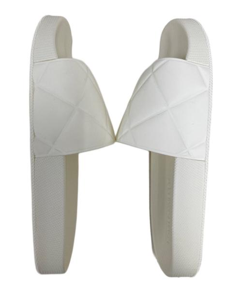 BOTTEGA VENETA（ボッテガベネタ）BOTTEGA VENETA (ボッテガベネタ) イントレチャートラバーサンダル ホワイト サイズ:40の古着・服飾アイテム