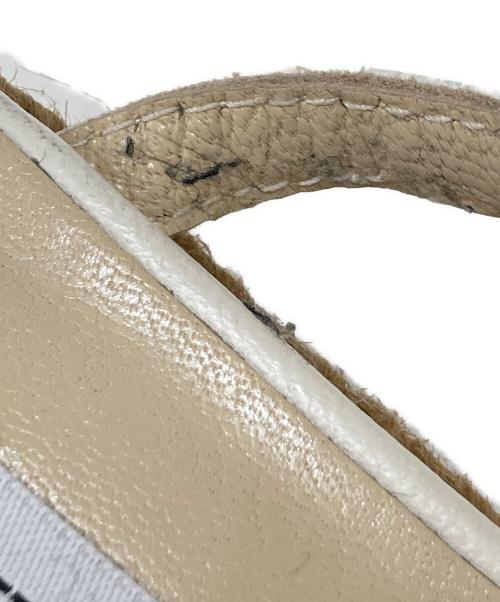 JIMMY CHOO（ジミーチュウ）JIMMY CHOO (ジミーチュウ) パールストラップサンダル ホワイト サイズ:22.5cmの古着・服飾アイテム