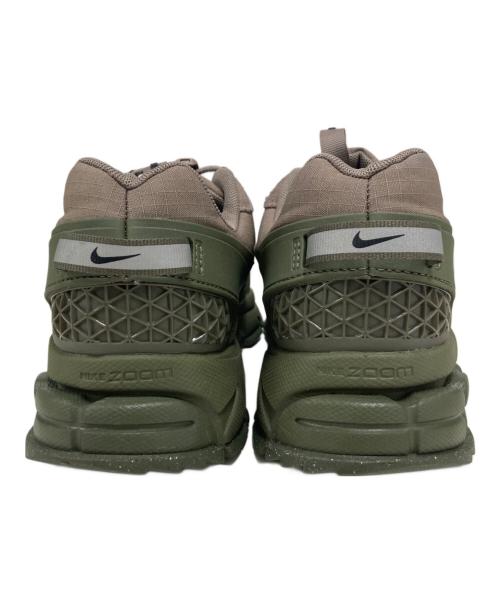 NIKE（ナイキ）NIKE (ナイキ) Zoom Vomero Roam オリーブ×ブラウン サイズ:27の古着・服飾アイテム
