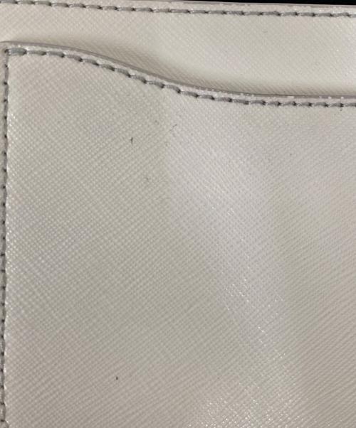 MARC JACOBS（マークジェイコブズ）MARC JACOBS (マークジェイコブス) ザ スナップショット DTM ショルダーバッグ ホワイトの古着・服飾アイテム